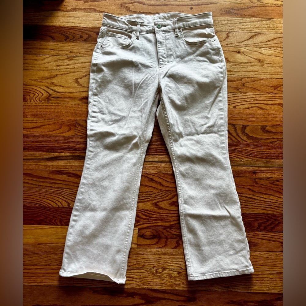 Women’s White House Black Market Bootcut Cropped Jeans - Off-White Size 8